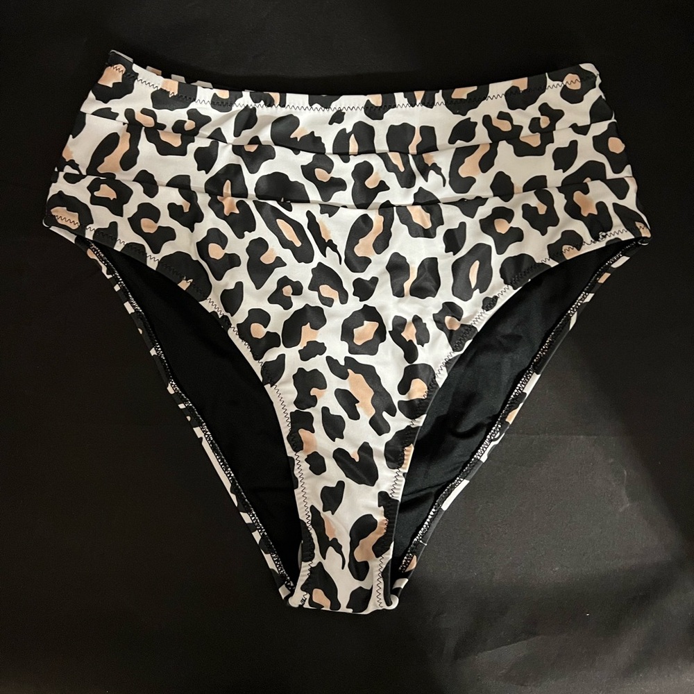 Womens Animal Printnt Mid Waist Swimsuit Bottom Only - Size: Medium